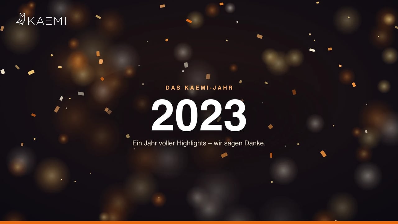 Warmes Bokeh und Konfetti zum Jahreswechsel – das KAEMI-Jahr 2023 im Rückblick (KAEMI)