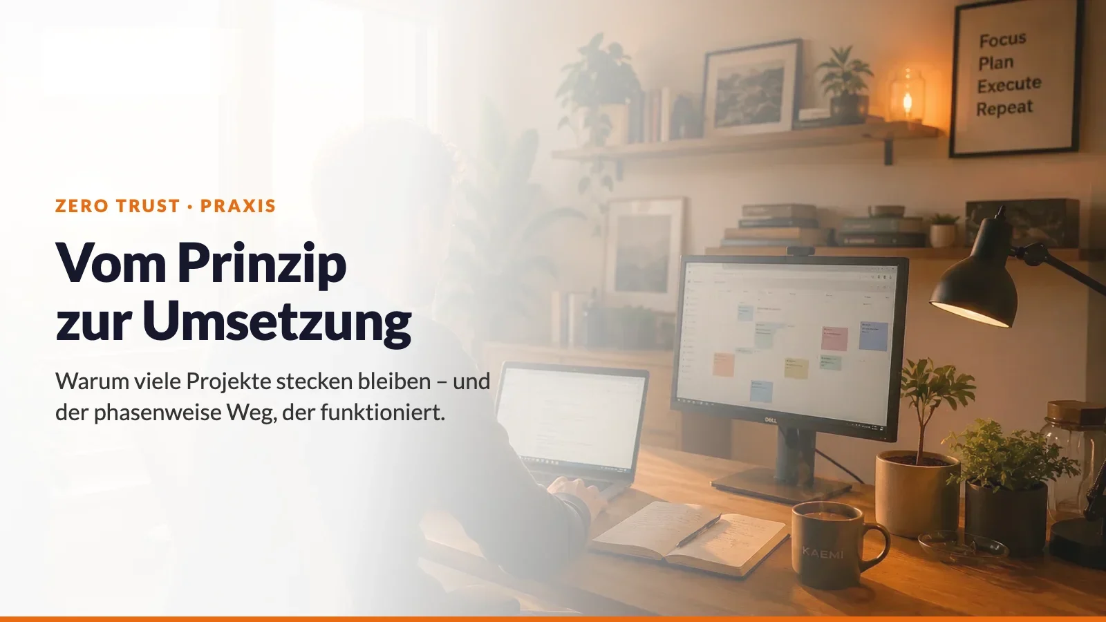Home-Office bei Sonnenuntergang, Person am Laptop – Zero Trust in der Praxis: vom Prinzip zur Umsetzung
