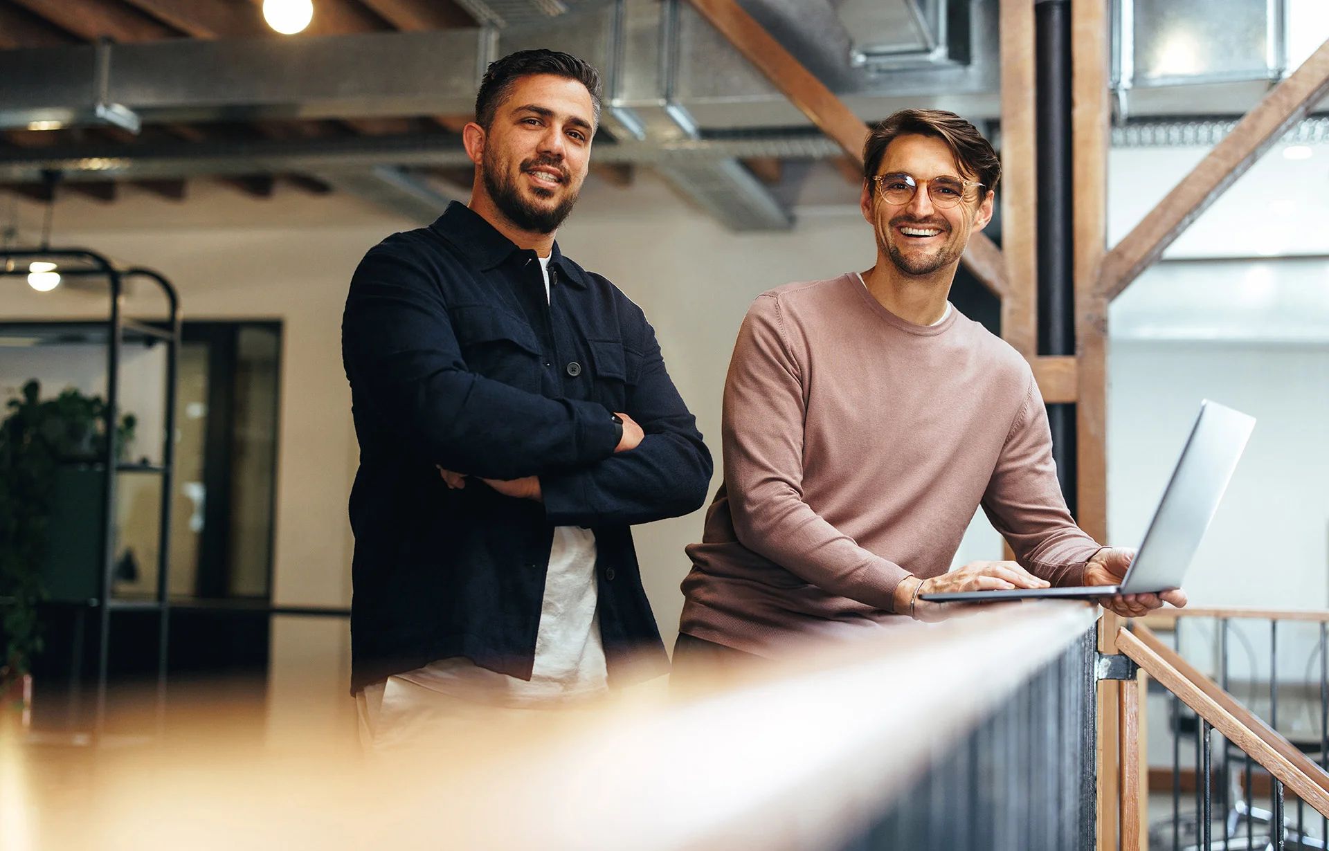 Sicheres Unternehmensnetzwerk implementieren – KAEMI Hero-Motiv