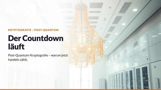 Goldener Quantencomputer in einem hellen Rechenzentrum – Post-Quantum-Kryptografie: Der Countdown läuft